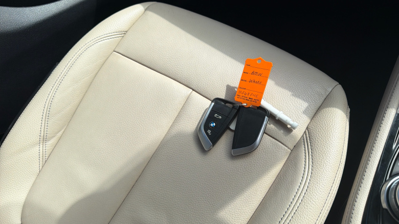 BMW 2 Series 220i Luxury 5dr DCT Petrol Hatchback